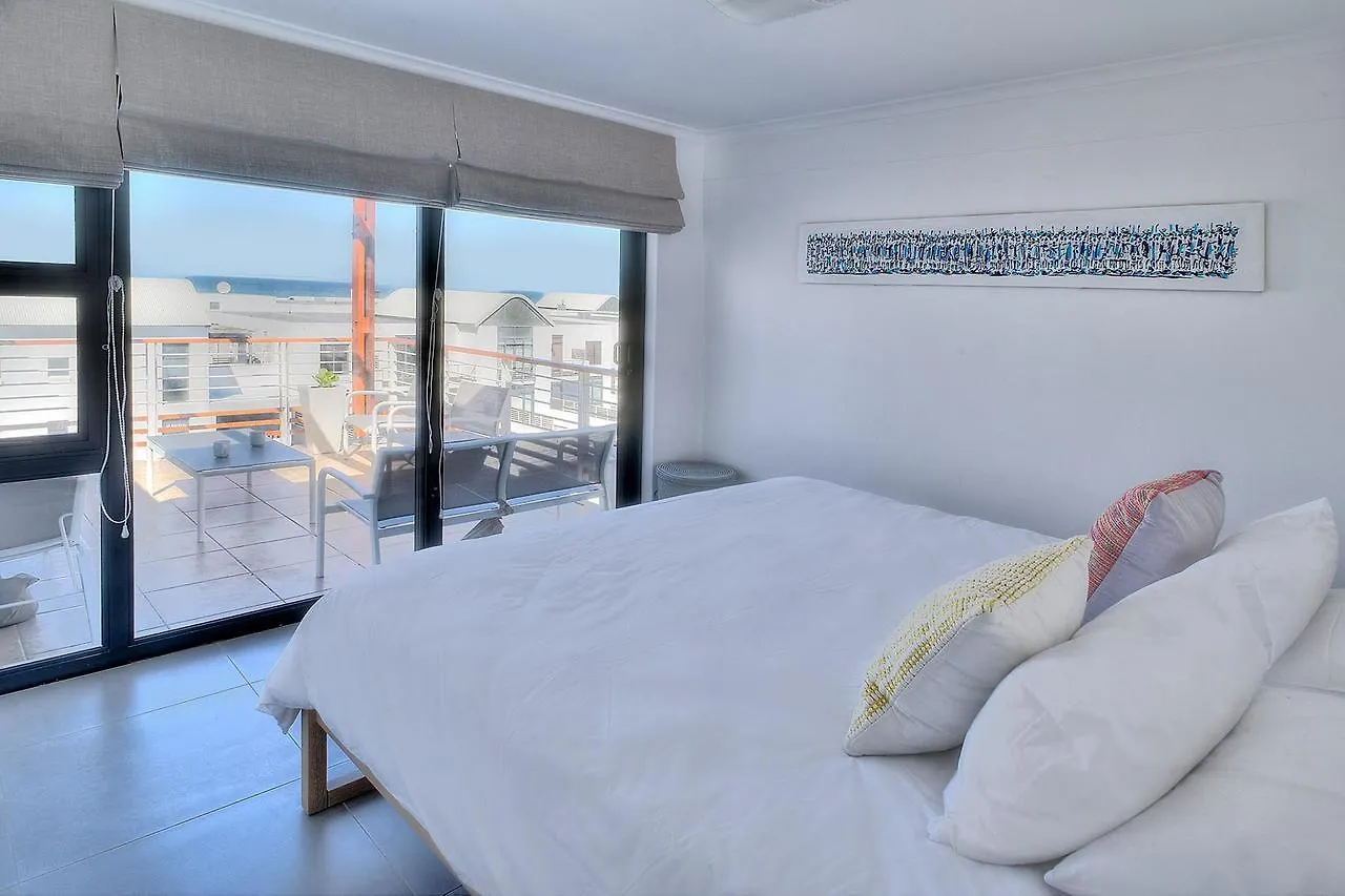 Azure 216 Apartment Bloubergstrand