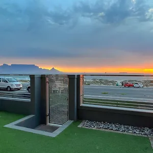  Apartment Seacrest Luxury Beachfront - Blouberg Beach